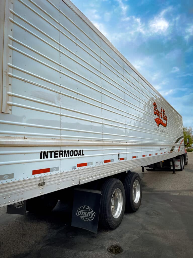 Bay and Bay Transportation is a Trucking and Intermodal Marketing company with a more sustainable shipping solution